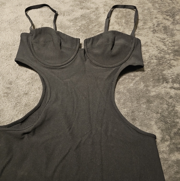 Edikted Cutout Dress Sz M - Picture 6 of 8